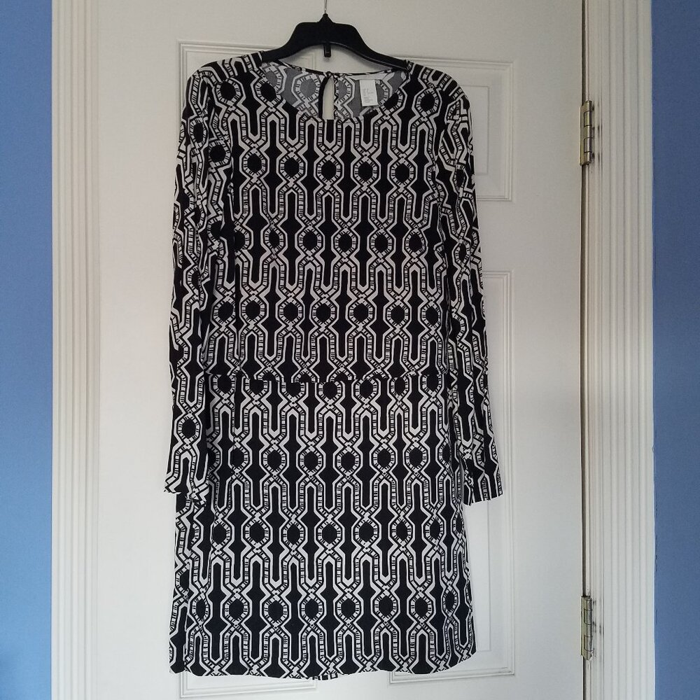 H&M Black and White Long Sleeve Print Dress